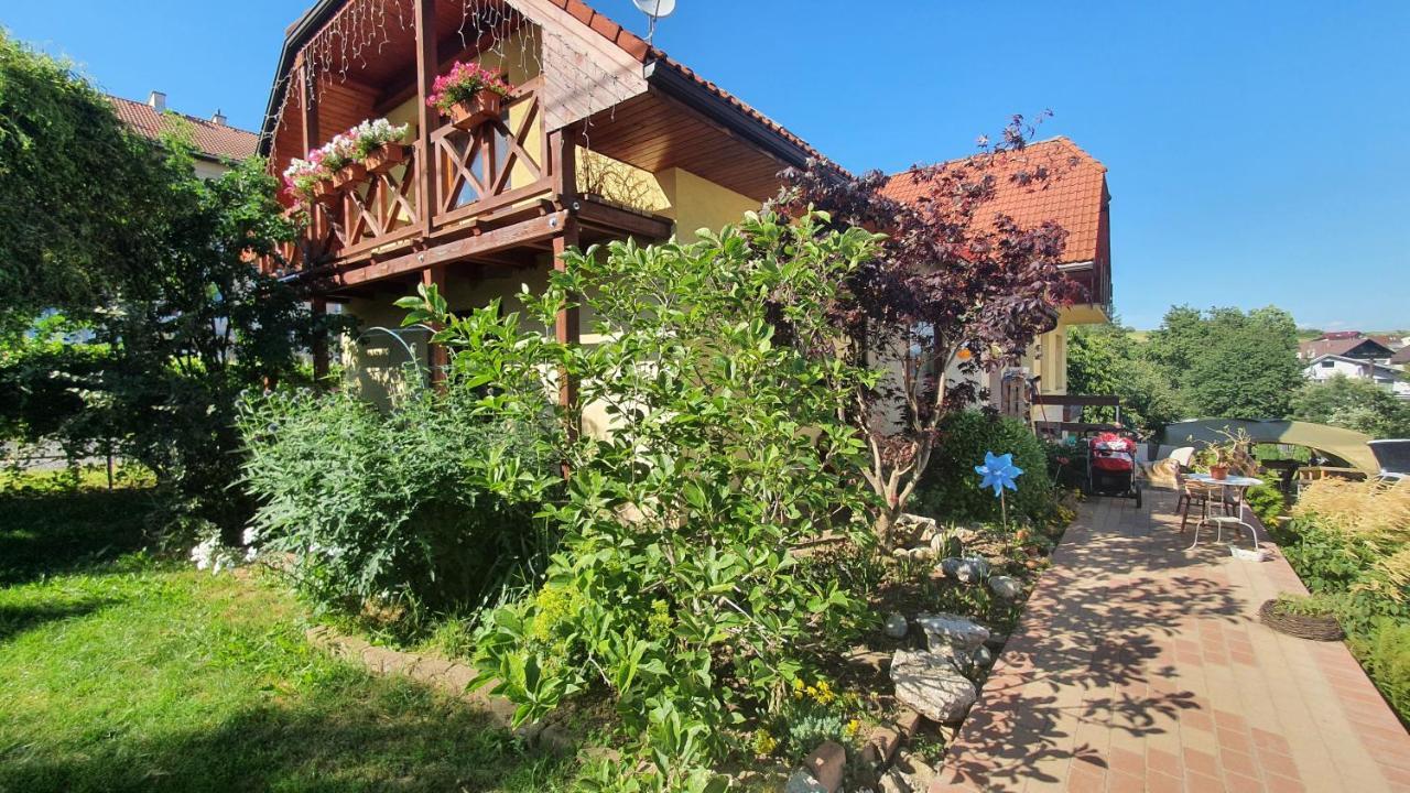 Privat Alma Apartman Nová Lesná Kültér fotó